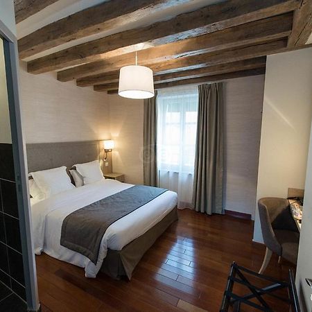 蒙利沃 Relais De La Loire酒店 外观 照片