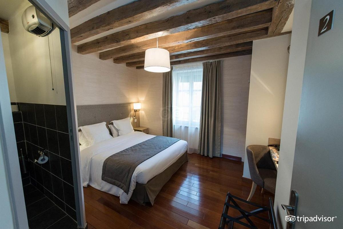 蒙利沃 Relais De La Loire酒店 外观 照片