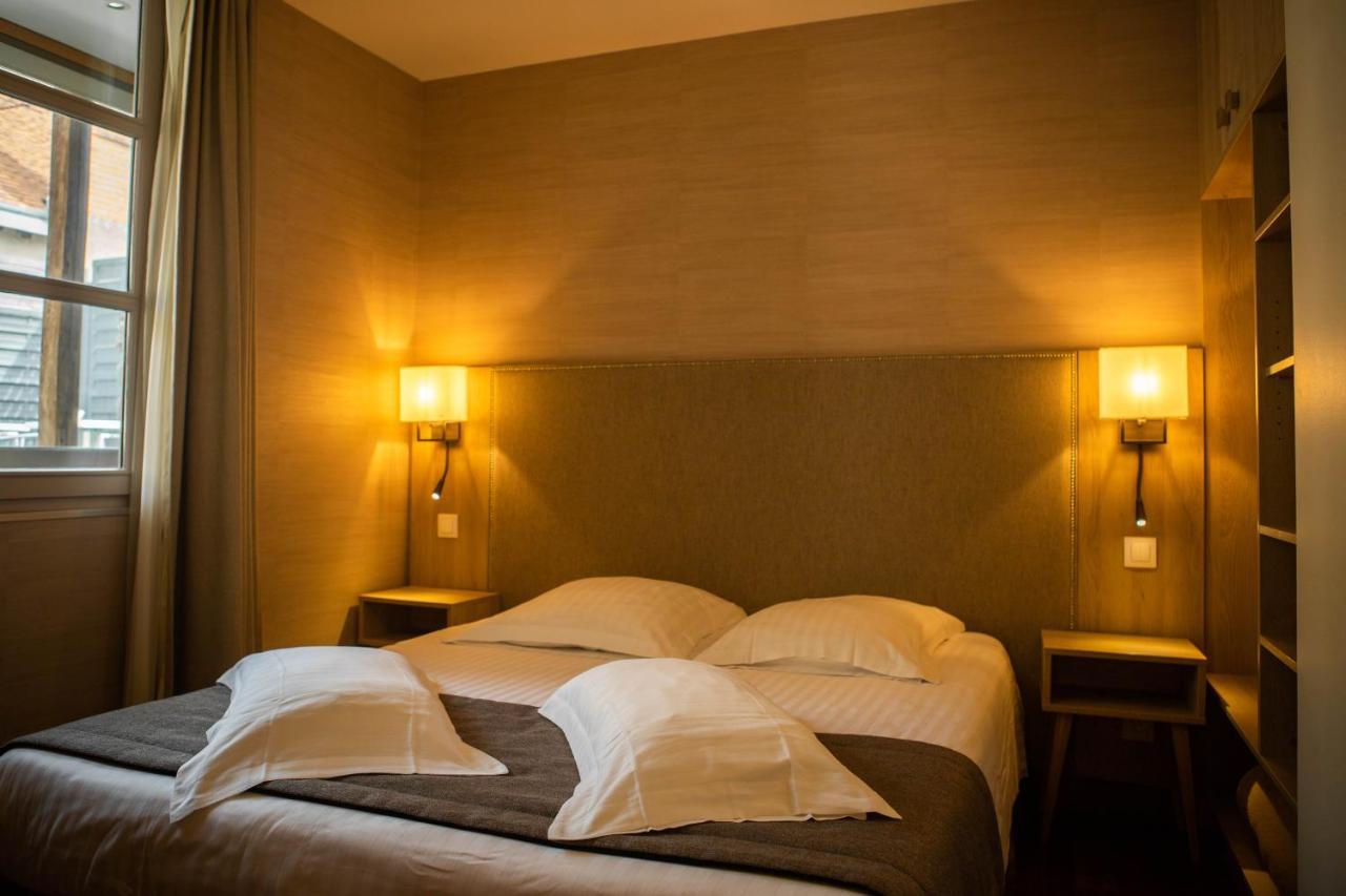 蒙利沃 Relais De La Loire酒店 外观 照片