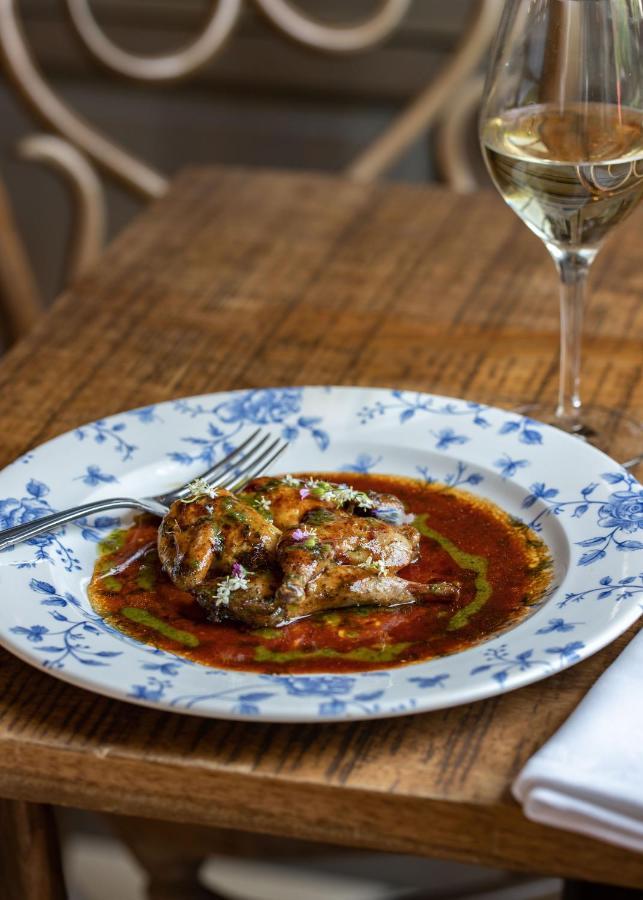蒙利沃 Relais De La Loire酒店 外观 照片