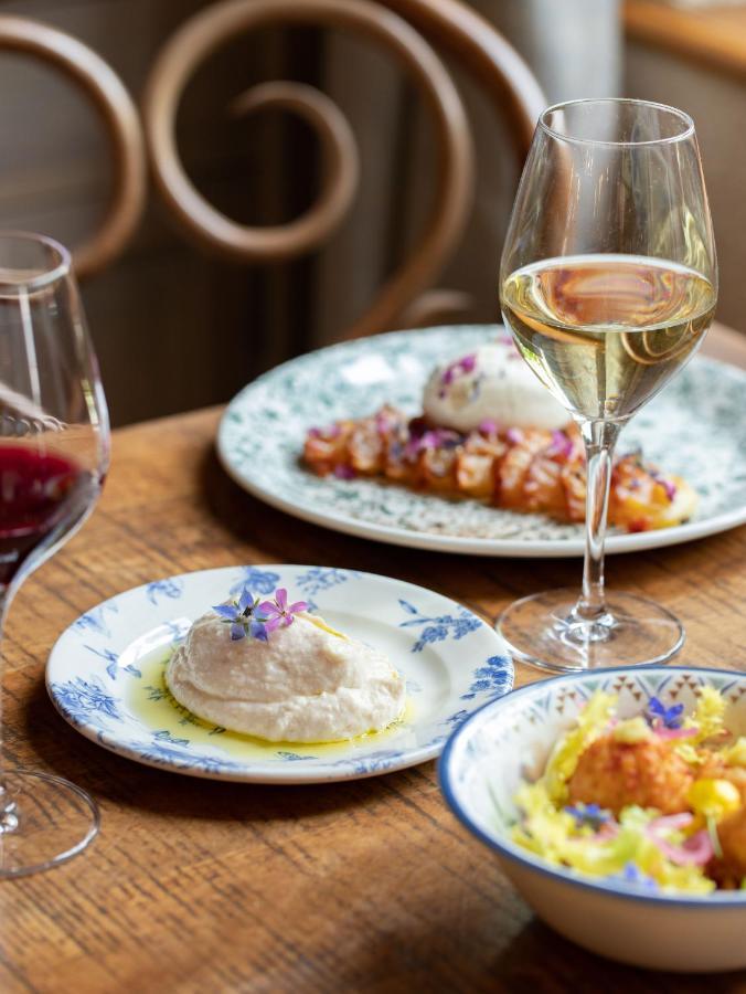 蒙利沃 Relais De La Loire酒店 外观 照片