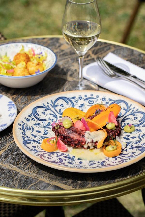 蒙利沃 Relais De La Loire酒店 外观 照片