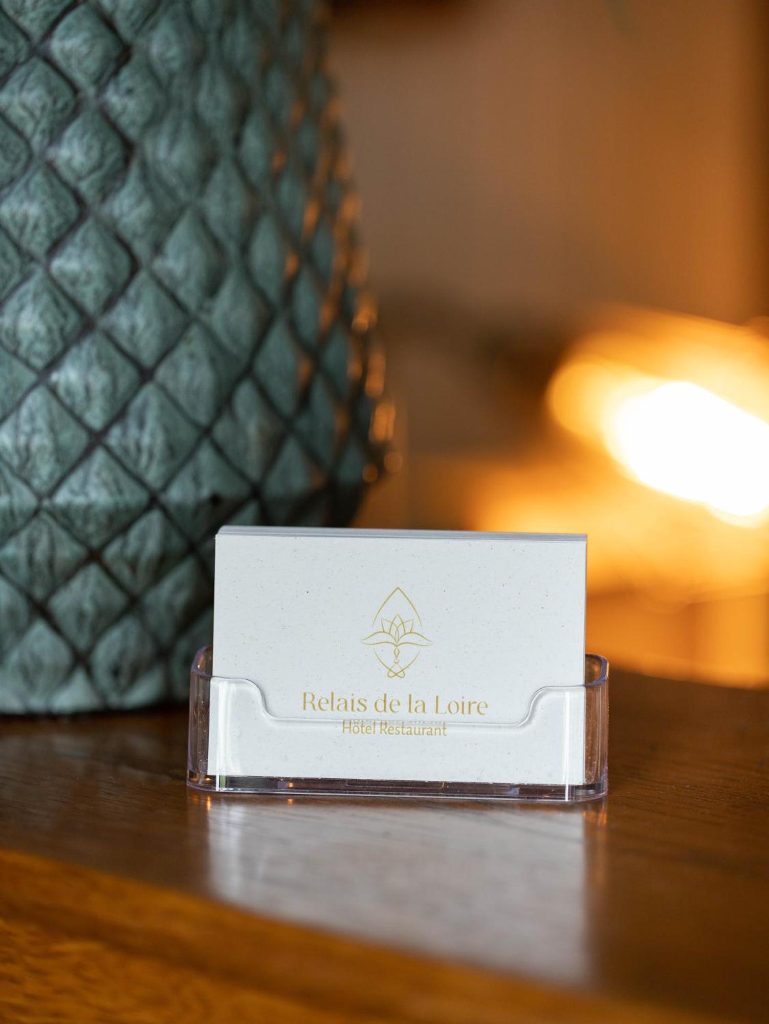 蒙利沃 Relais De La Loire酒店 外观 照片